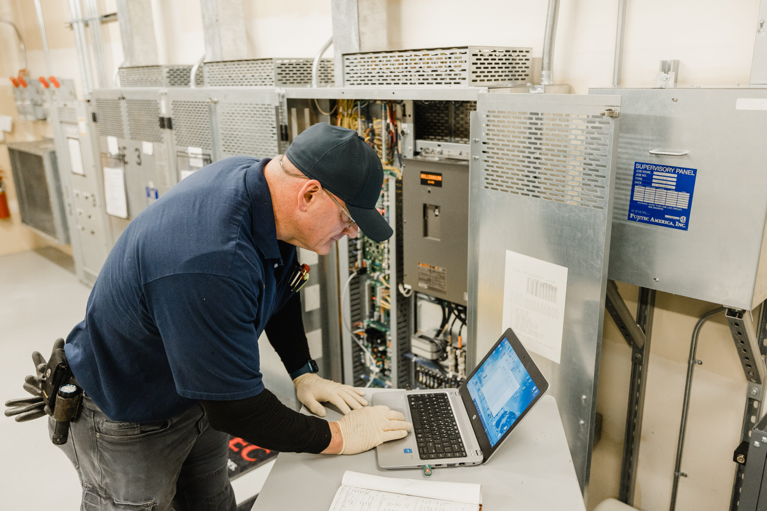 Elevator Maintenance Management System screenshot